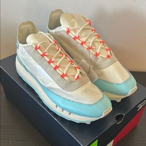 Reebok Legacy 83